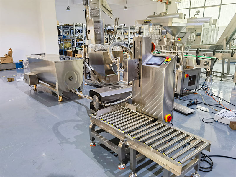 武漢大型化工液體灌裝設備